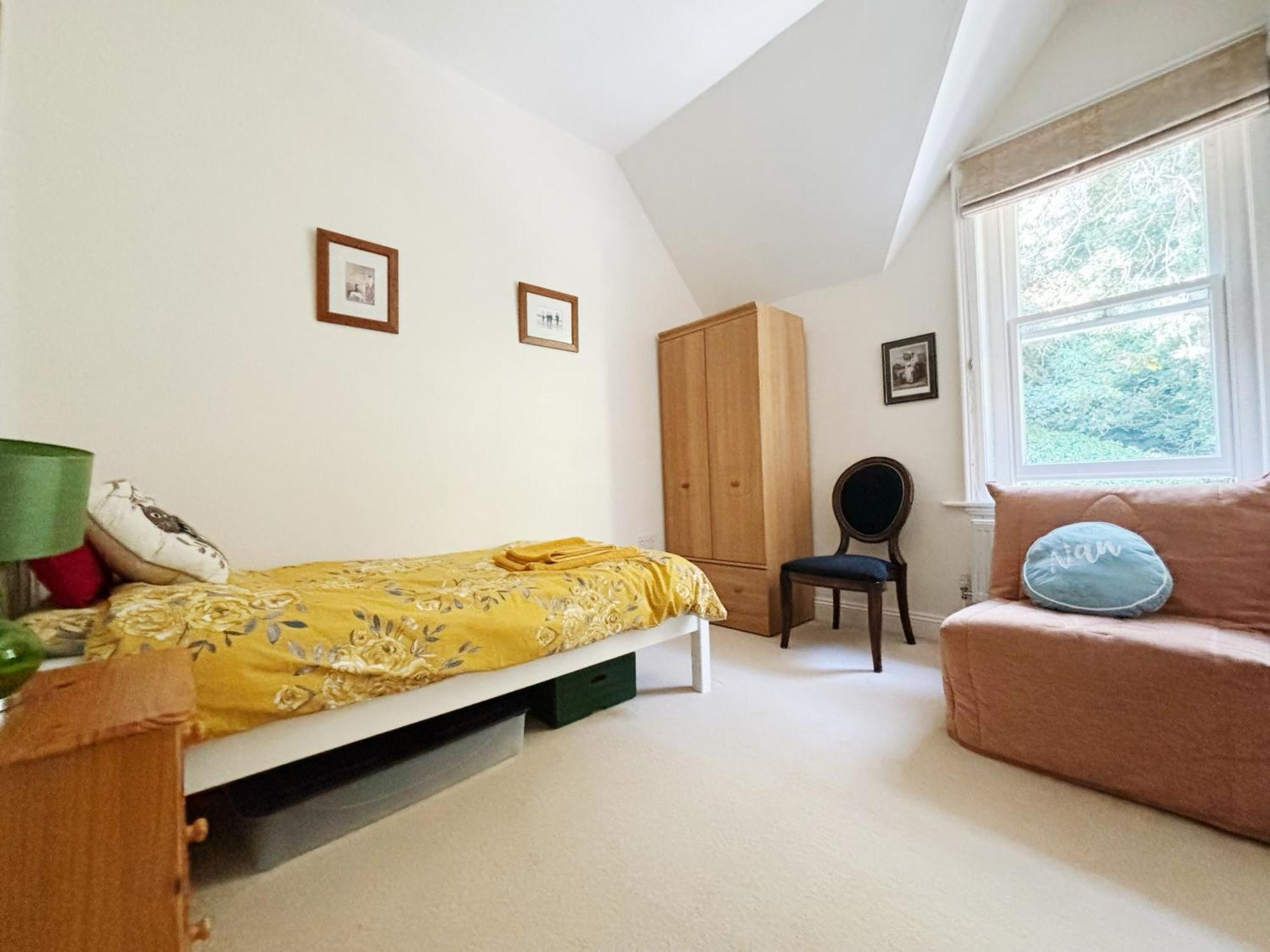 Spacious Town-Centre Apartment With Stunning Views Great Malvern Luaran gambar